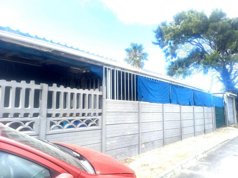 2 Bedroom Property for Sale in Phoenix Western Cape